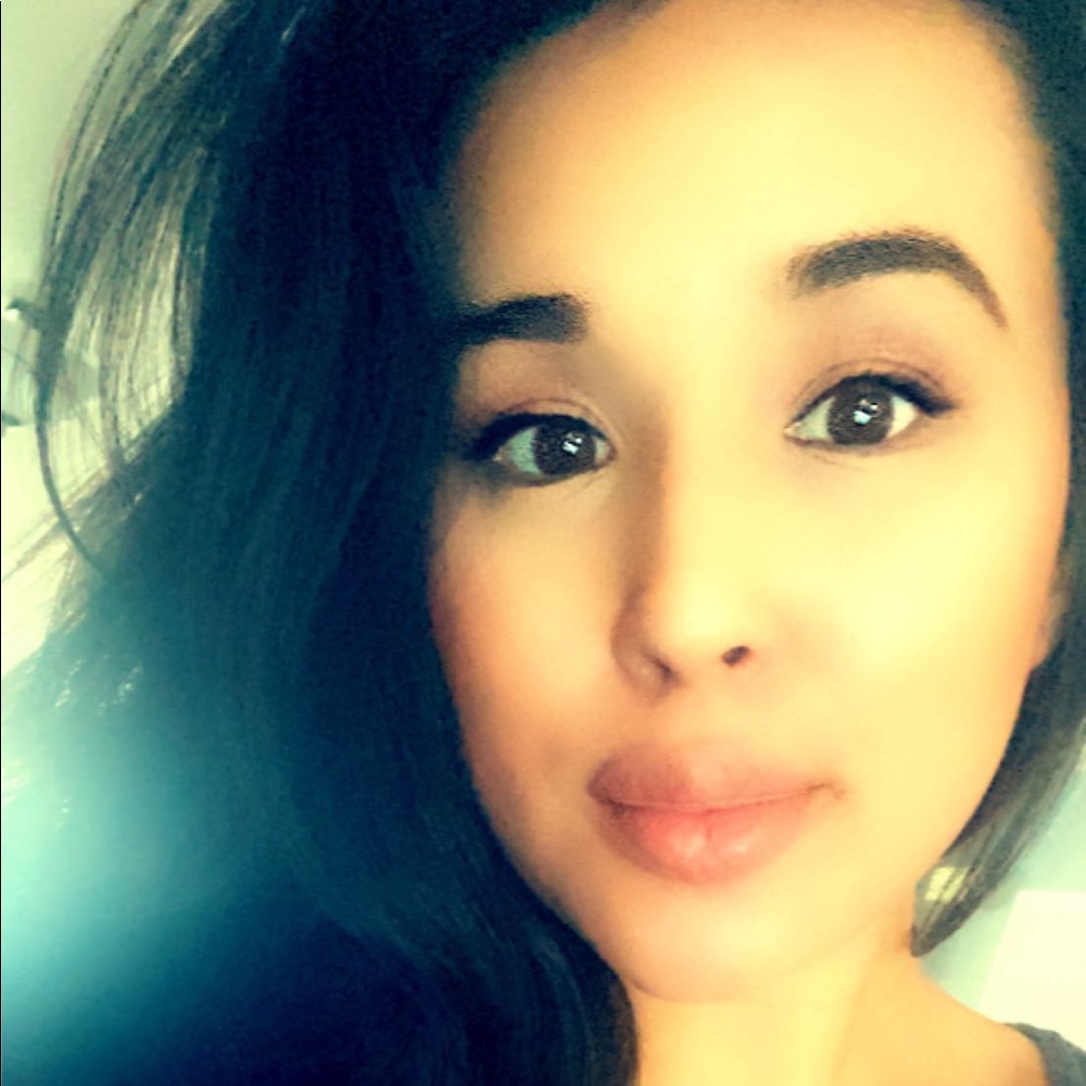 Meet your Posher, Samantha